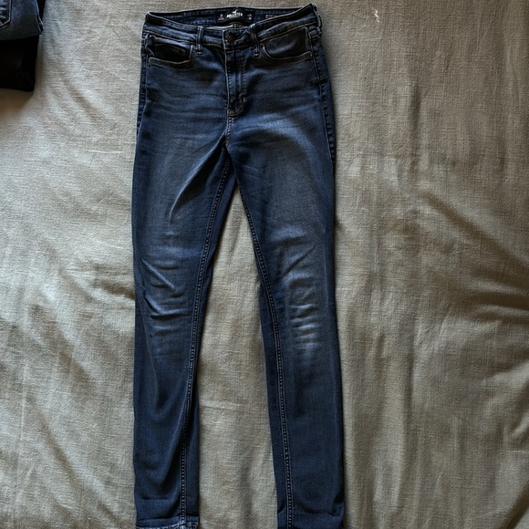 Hollister High Rise Super Skinny Jean - Picture 3 of 5